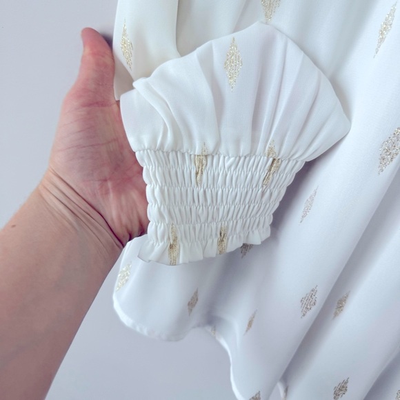 Hem and Thread ivory with gold details blouse - Picture 5 of 11